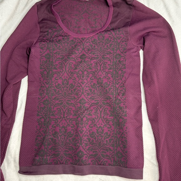 Fabletics spandex running top - Picture 7 of 10
